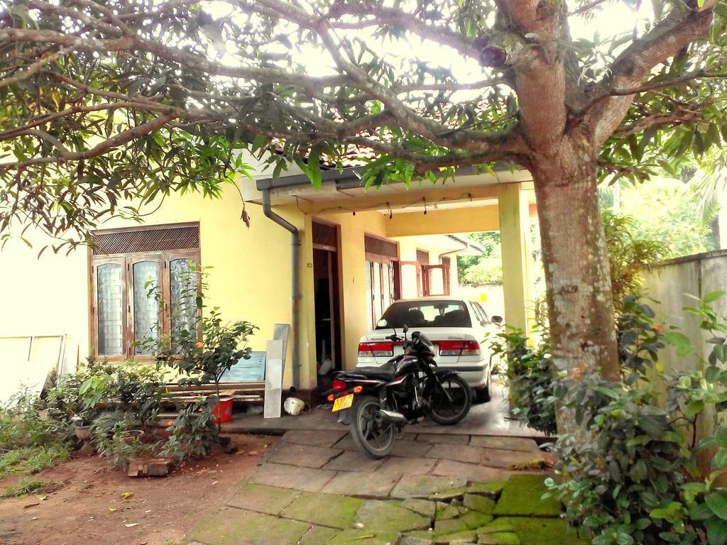 Hikkaduwa Home Stay Exterior foto
